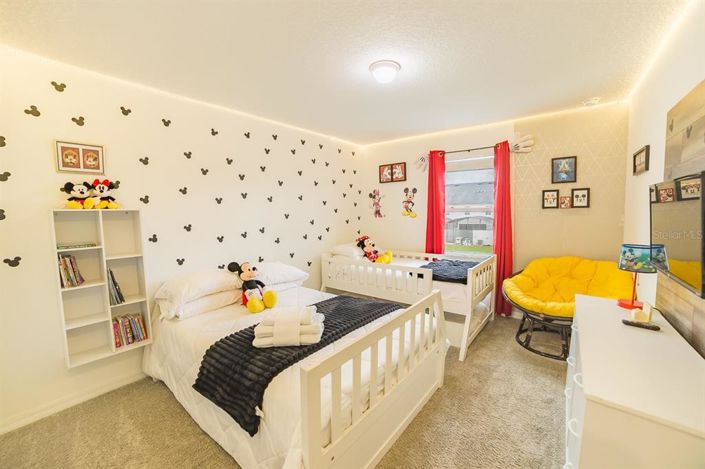 Image No.30-5 Bed Townhouse for sale