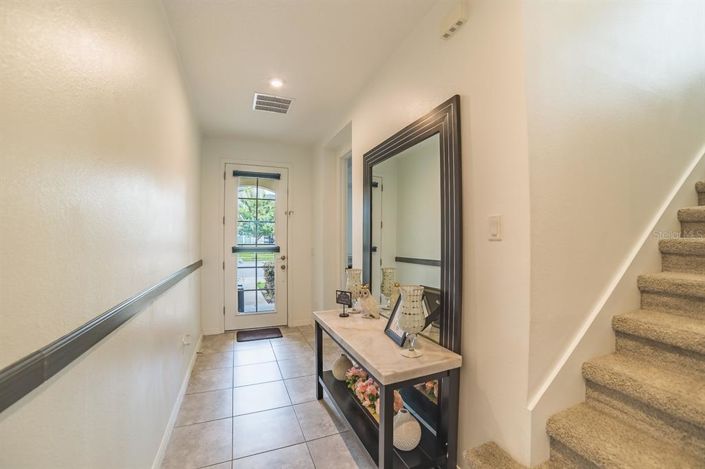 Image No.8-5 Bed Townhouse for sale