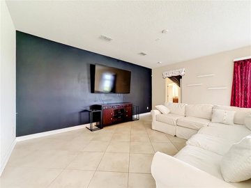 8d076785-35
