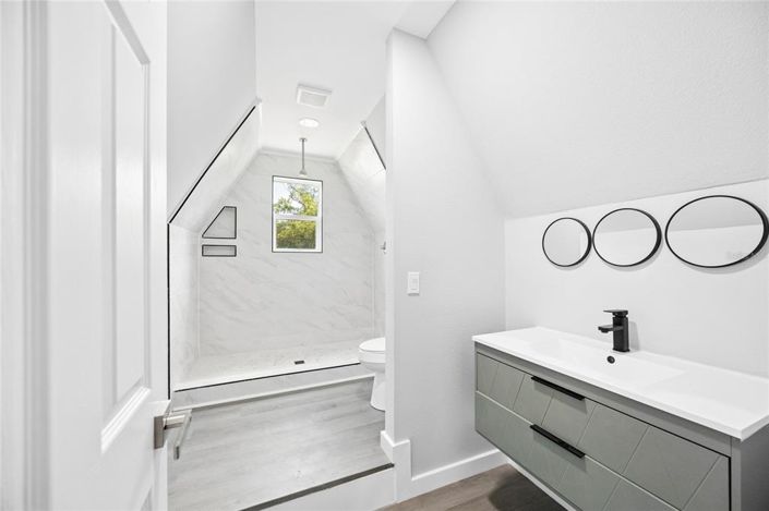Image No.17-4 Bed House for sale