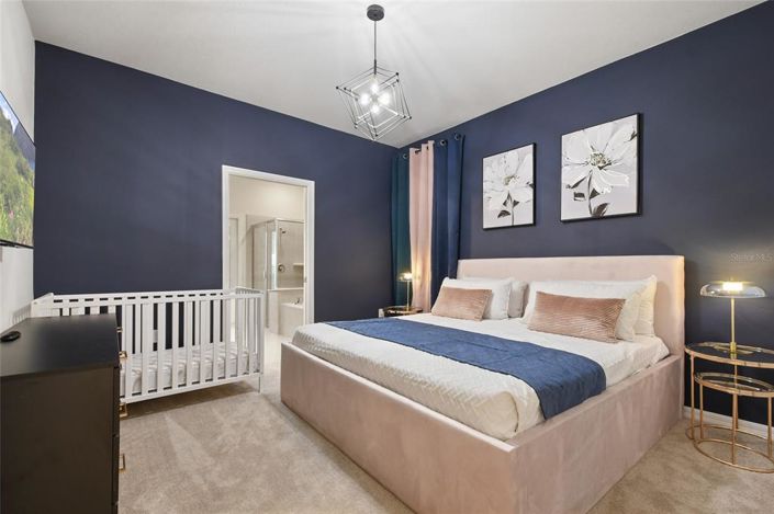Image No.24-7 Bed House for sale