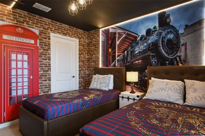 Image No.35-7 Bed House for sale