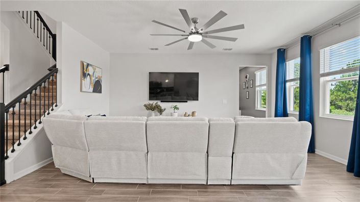 Image No.15-5 Bed House for sale