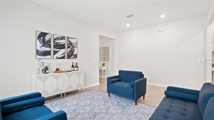Image No.5-5 Bed House for sale