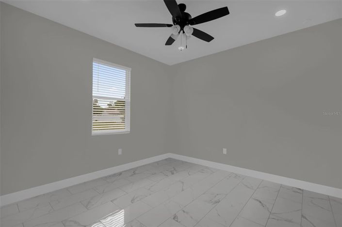 Image No.23-4 Bed House for sale