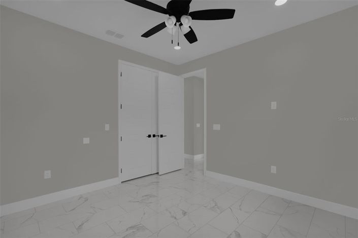 Image No.24-4 Bed House for sale