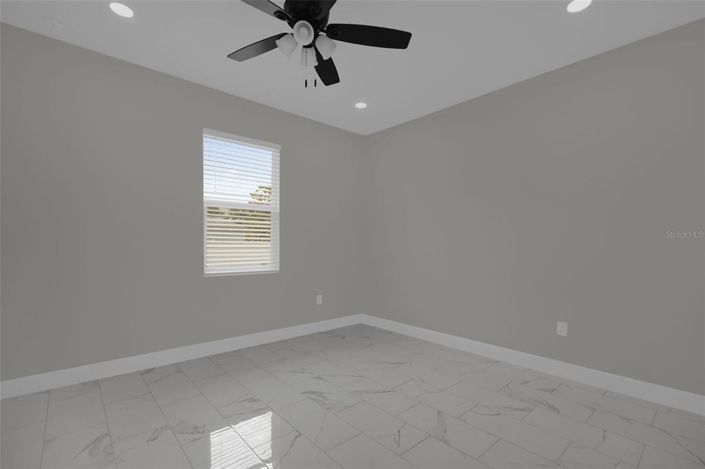 Image No.29-4 Bed House for sale