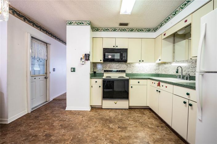 Image No.7-2 Bed House for sale