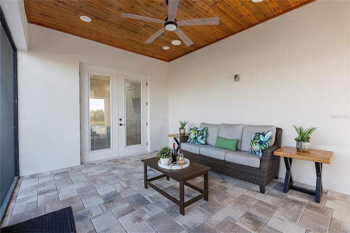 Image No.47-6 Bed House for sale