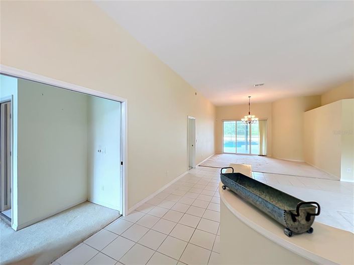Image No.14-4 Bed House for sale