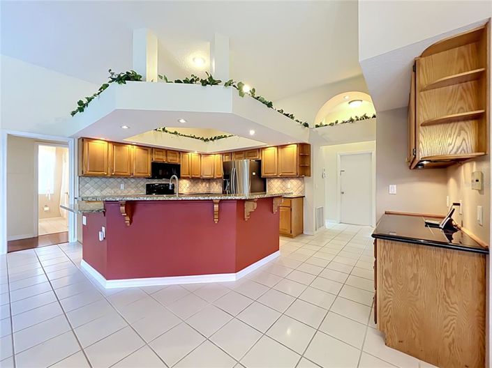 Image No.23-4 Bed House for sale