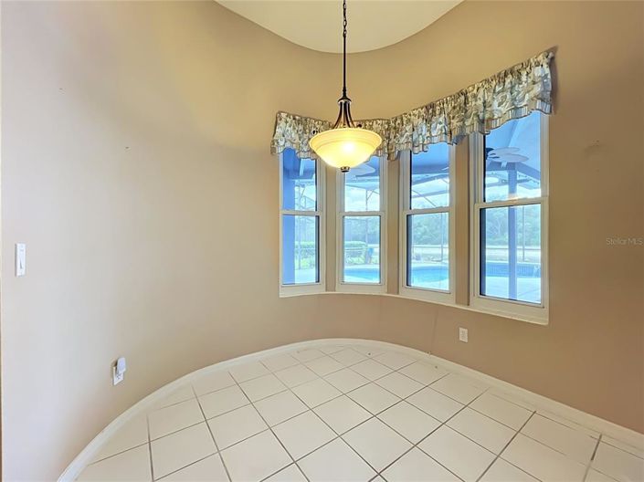 Image No.29-4 Bed House for sale