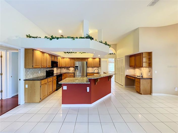 Image No.31-4 Bed House for sale