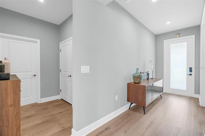 Image No.4-5 Bed House for sale