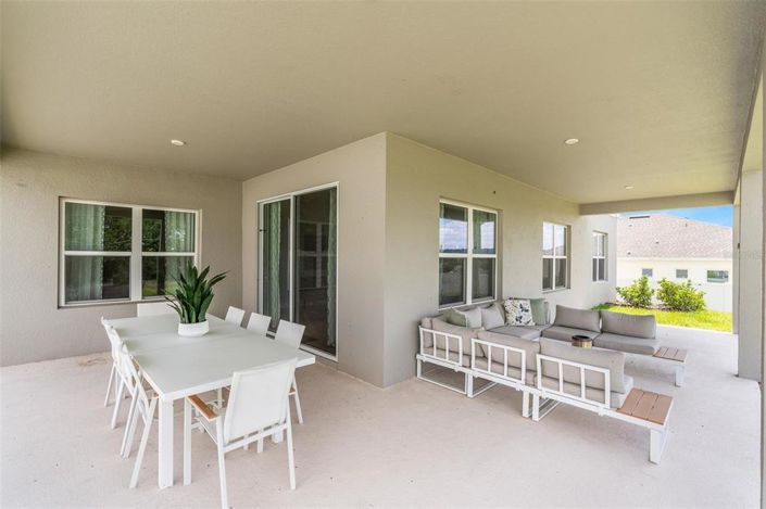Image No.55-5 Bed House for sale