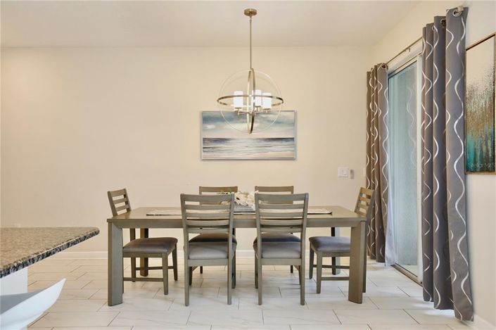 Image No.8-4 Bed Townhouse for sale