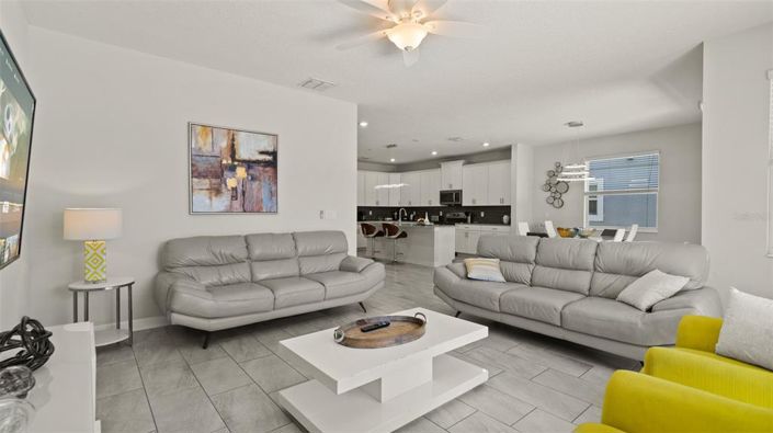 Image No.16-6 Bed House for sale
