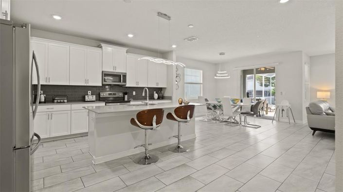 Image No.20-6 Bed House for sale