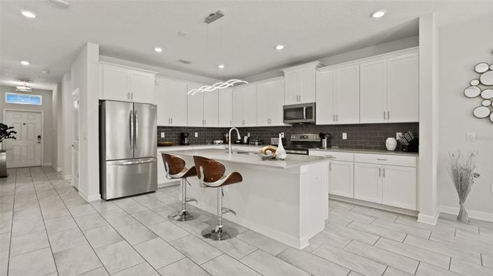 Image No.9-6 Bed House for sale