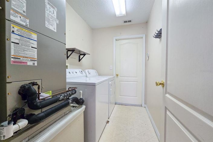 Image No.18-3 Bed House for sale