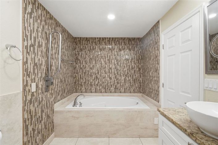 Image No.31-3 Bed House for sale
