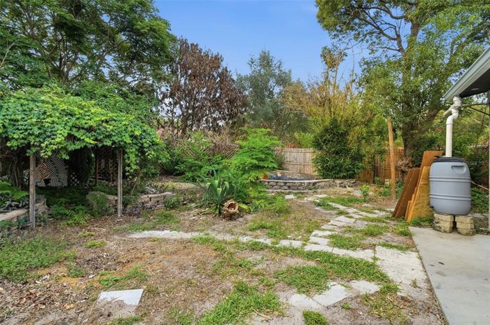 Image No.43-3 Bed House for sale