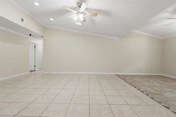 Image No.8-3 Bed House for sale