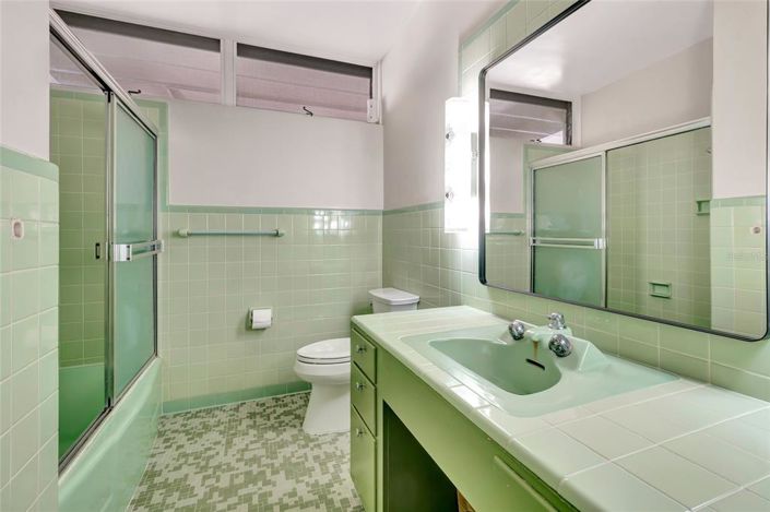Image No.22-4 Bed House for sale
