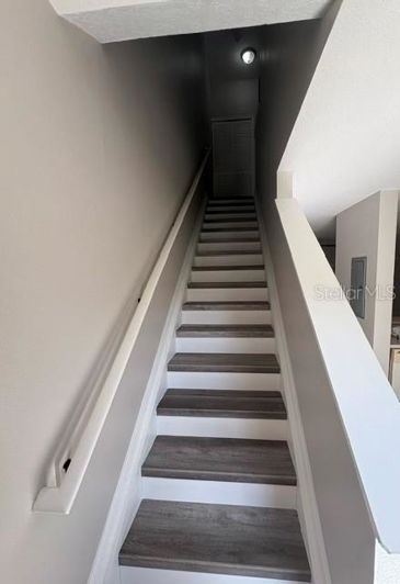 Image No.7-2 Bed Townhouse for sale