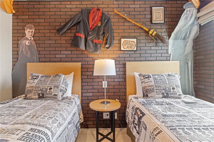 Image No.38-2 Bed Townhouse for sale