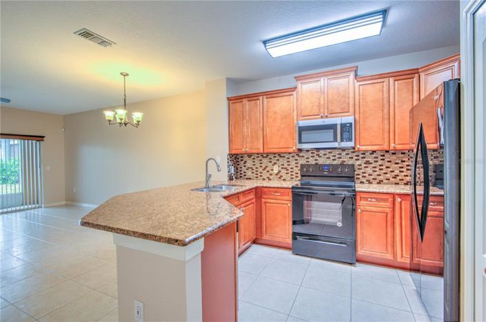 Image No.5-2 Bed Townhouse for sale