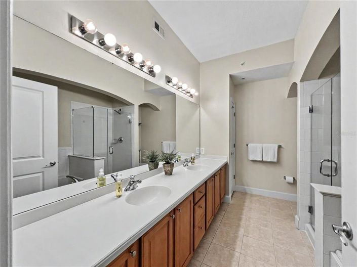 Image No.23-2 Bed Apartment for sale