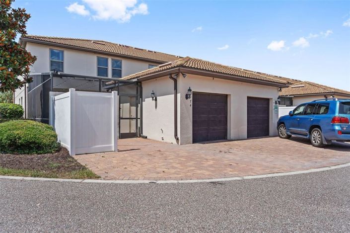 Image No.6-5 Bed Townhouse for sale