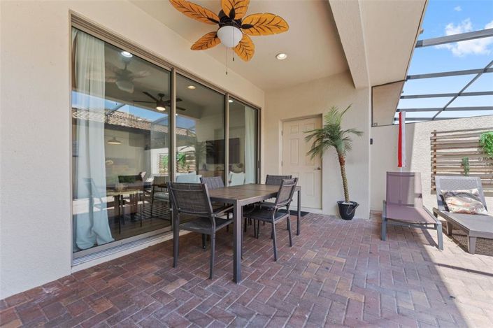 Image No.8-5 Bed Townhouse for sale