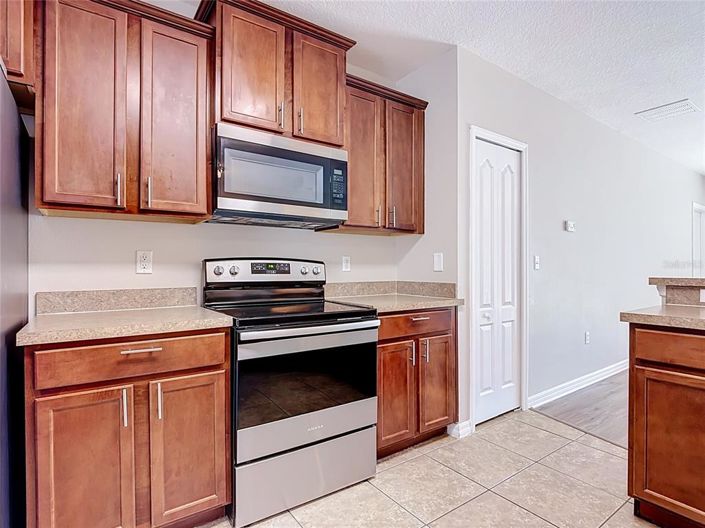 Image No.7-3 Bed House for sale
