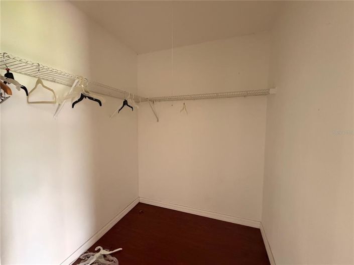 Image No.16-3 Bed House for sale