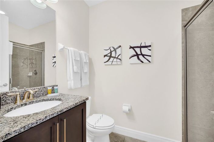 Image No.27-6 Bed House for sale
