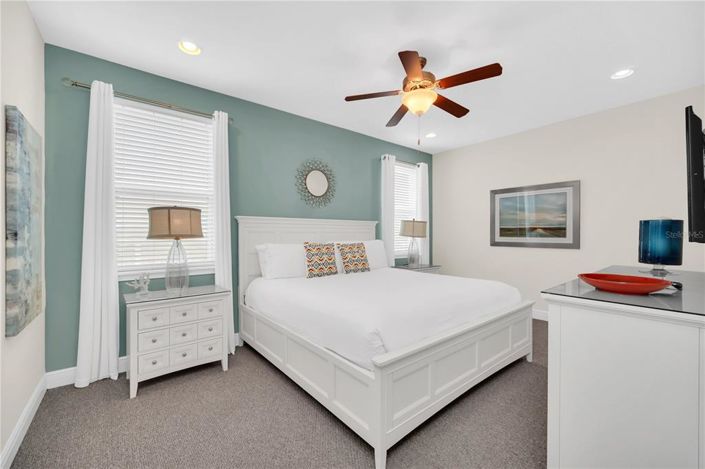 Image No.33-6 Bed House for sale