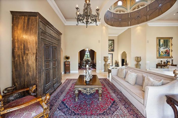 Image No.27-5 Bed House for sale