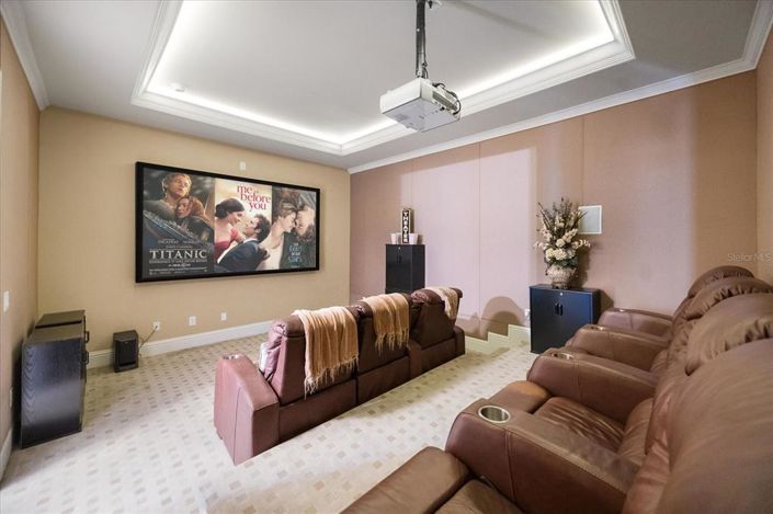 Image No.35-5 Bed House for sale