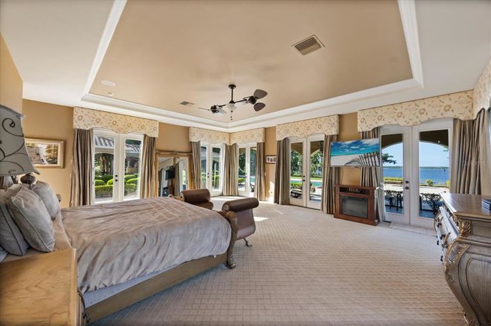 Image No.57-5 Bed House for sale