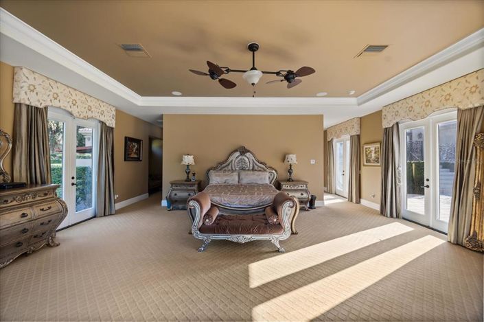 Image No.58-5 Bed House for sale