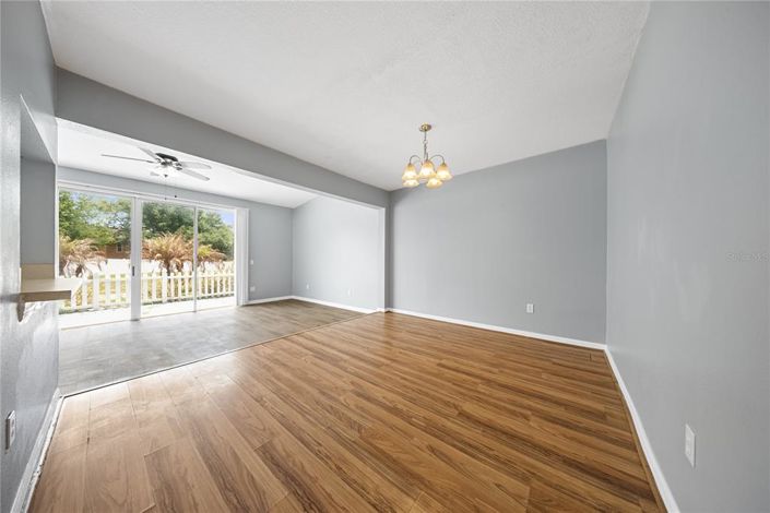 Image No.3-3 Bed House for sale