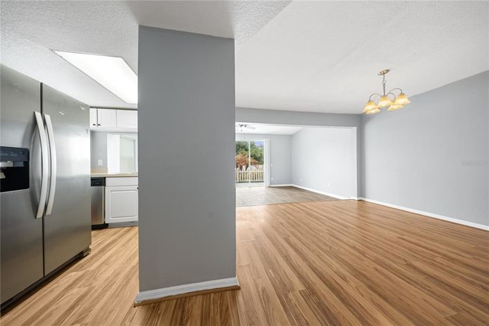 Image No.4-3 Bed House for sale