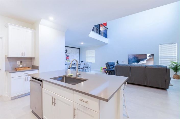 Image No.10-5 Bed House for sale