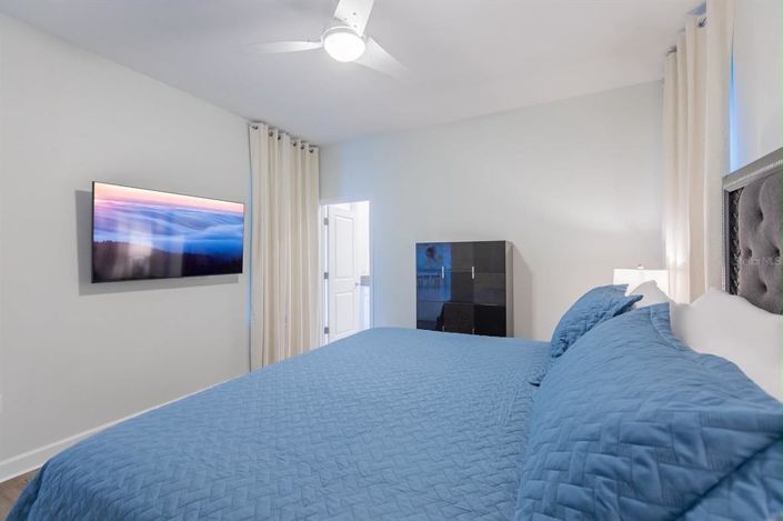 Image No.25-5 Bed House for sale