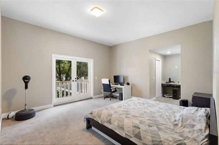 Image No.29-5 Bed House for sale