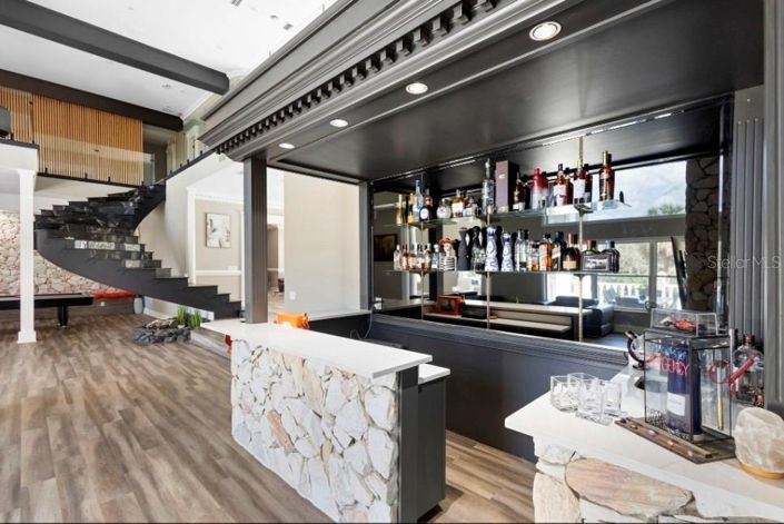 Image No.43-5 Bed House for sale