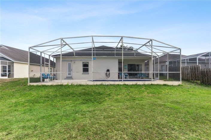Image No.20-4 Bed House for sale