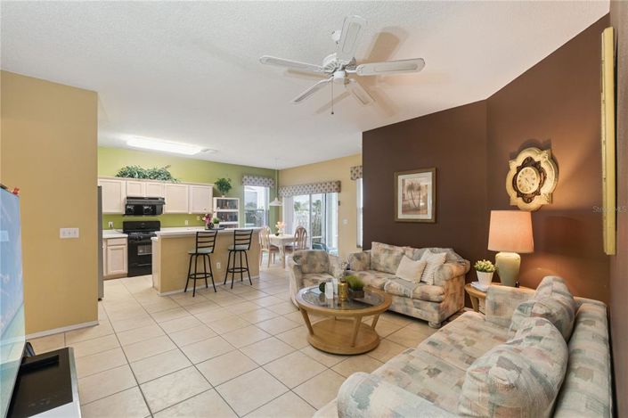 Image No.3-4 Bed House for sale